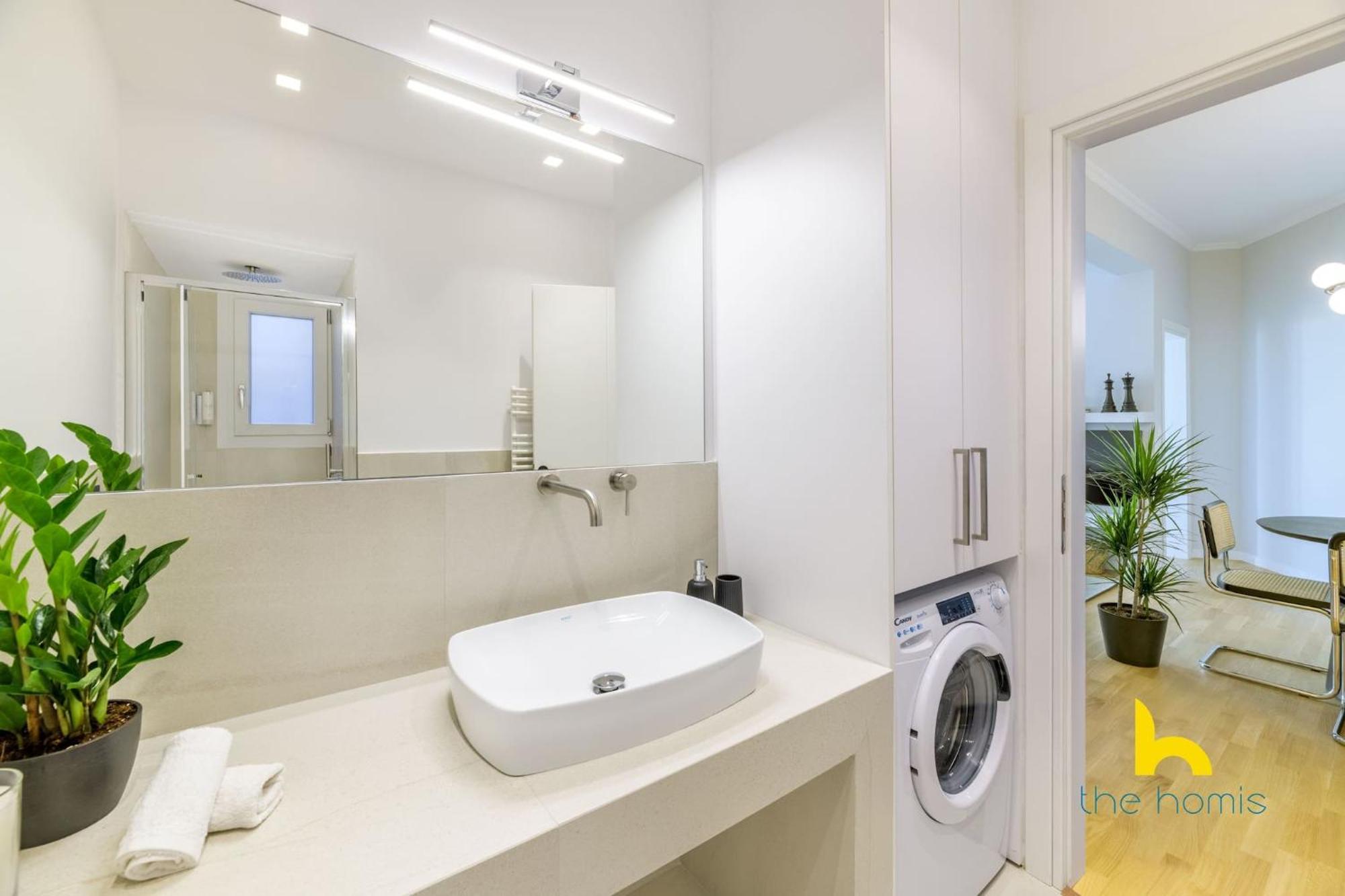 Sun-Splashed 2-Bdr Corner Apartment With Hillside Views! Athens Luaran gambar